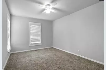 122 Ramsey Avenue, Cleburne, TX 76031 - Photo 13