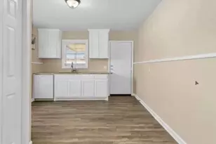 122 Ramsey Ave, Cleburne, TX 76031 - Photo 23
