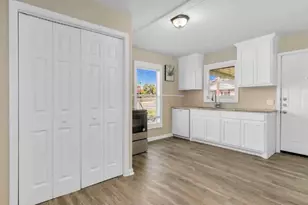 122 Ramsey Ave, Cleburne, TX 76031 - Photo 25