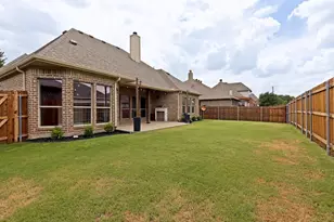455 Chisholm Trail, Justin, TX 76247 - Photo 23