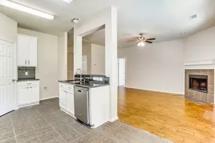 616 Crystal Falls Dr, McKinney, TX 75071 - Photo 11