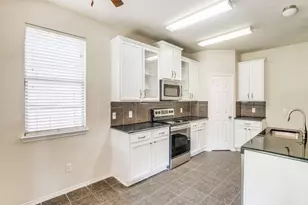 616 Crystal Falls Dr, McKinney, TX 75071 - Photo 9