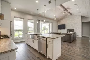 323 Stone Mountain Rd, Cresson, TX 76035 - Photo 13