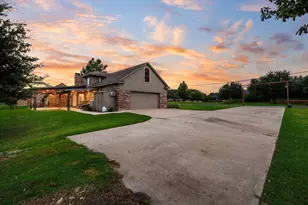 10052 Helms Trail, Forney, TX 75126 - Photo 37
