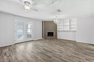 981 Chateau Valee Cir, Bedford, TX 76022 - Photo 23