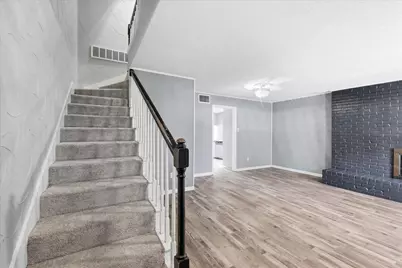 981 Chateau Valee Circle, Bedford, TX 76022 - Photo 5