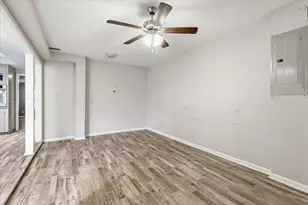 981 Chateau Valee Cir, Bedford, TX 76022 - Photo 15