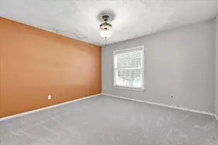 981 Chateau Valee Cir, Bedford, TX 76022 - Photo 31