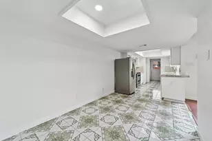 10239 Green Ash Rd, Dallas, TX 75243 - Photo 11