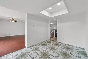 10239 Green Ash Rd, Dallas, TX 75243 - Photo 15