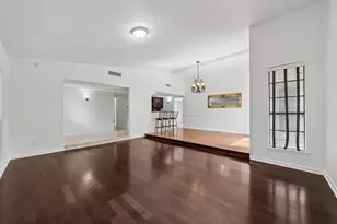 10239 Green Ash Rd, Dallas, TX 75243 - Photo 5