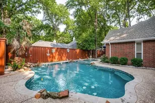 8118 Torrey Pines Ln, Garland, TX 75044 - Photo 23