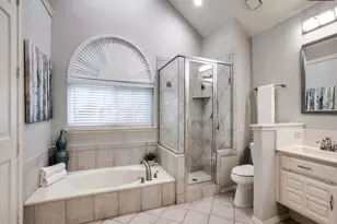 8118 Torrey Pines Ln, Garland, TX 75044 - Photo 9