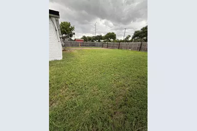 2821 Teakwood Drive, Garland, TX 75044 - Photo 5