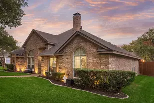 2336 Penrose Dr, Mesquite, TX 75150 - Photo 3