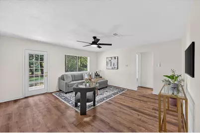 301 E Fuller Drive, Euless, TX 76039 - Photo 5