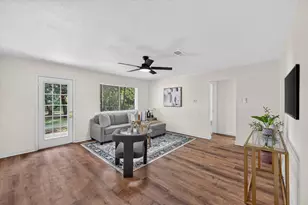 301 E Fuller Dr, Euless, TX 76039 - Photo 5
