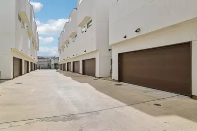 1727 Novela Way, Dallas, TX 75215 - Photo 35