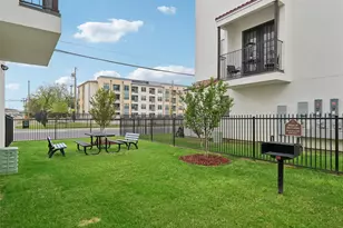 1727 Novela Wy, Dallas, TX 75215 - Photo 37