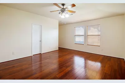 8141 Plateau Drive, Fort Worth, TX 76120 - Photo 11