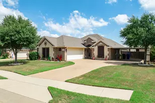 219 Oak Meadow Trail, Waco, TX 76657 - Photo 3