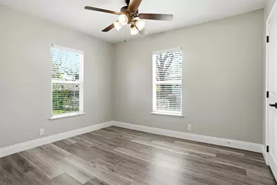 705 Vine Street, Euless, TX 76040 - Photo 9