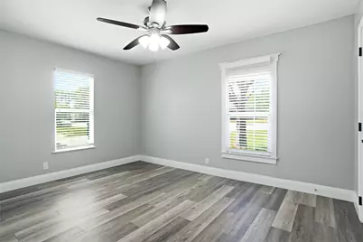 705 Vine Street, Euless, TX 76040 - Photo 7