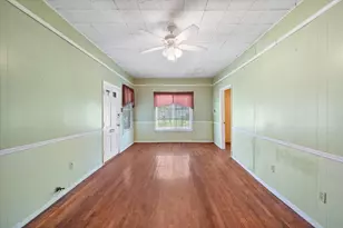 1021 Martin Luther King Jr Blvd, Corsicana, TX 75110 - Photo 3