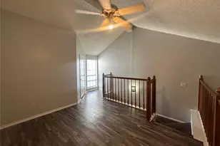 9823 Summerwood Circle, Dallas, TX 75243 - Photo 21