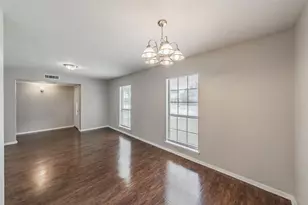 720 Nora Ln, DeSoto, TX 75115 - Photo 9