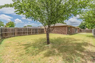 720 Nora Ln, DeSoto, TX 75115 - Photo 37