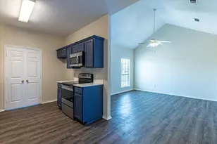 101 Collett Ct, Weatherford, TX 76088 - Photo 9