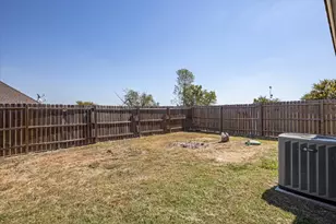 101 Collett Ct, Weatherford, TX 76088 - Photo 19