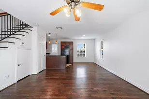 4723B Bradford Dr, Dallas, TX 75219 - Photo 7