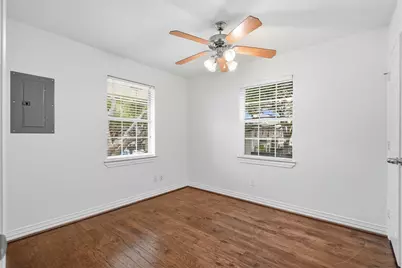 4723B Bradford Drive, Dallas, TX 75219 - Photo 17