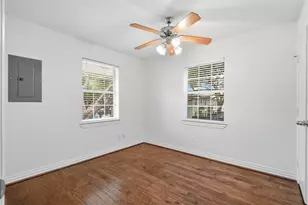 4723B Bradford Dr, Dallas, TX 75219 - Photo 17