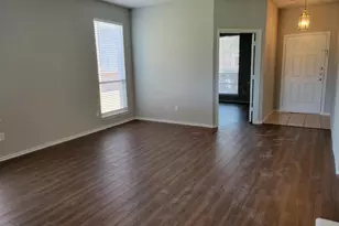 10973 Hawks Landing Rd, Fort Worth, TX 76052 - Photo 9