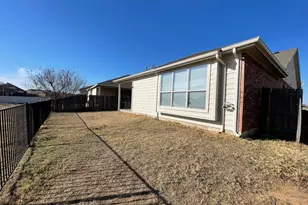 10973 Hawks Landing Rd, Fort Worth, TX 76052 - Photo 17