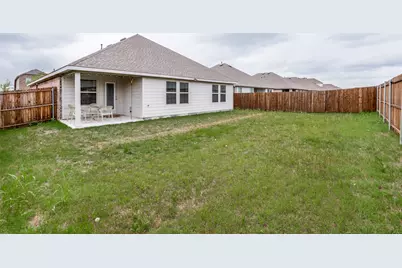 1307 Colonial Bluff Lane, Princeton, TX 75407 - Photo 23