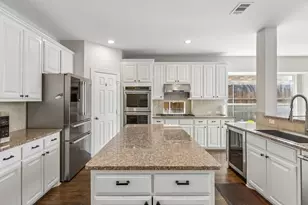 2245 Jaguar Dr, Frisco, TX 75033 - Photo 9