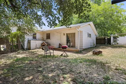 765 W Park Street, Stephenville, TX 76401 - Photo 27