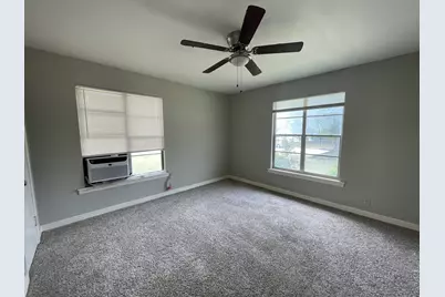 815 Dugan Street, Arlington, TX 76010 - Photo 5