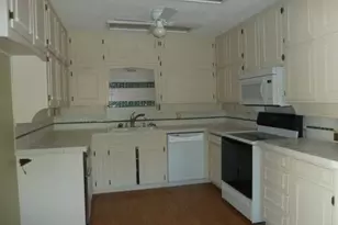 852 Chateau Valee Cir, Bedford, TX 76022 - Photo 5