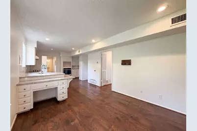 4612 Kenway Court, Fort Worth, TX 76132 - Photo 9