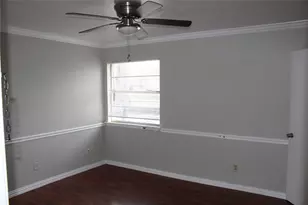 2710 Community Dr, Dallas, TX 75220 - Photo 7