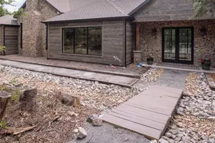 328 Wolf Front Rd, Van Alstyne, TX 75495 - Photo 3