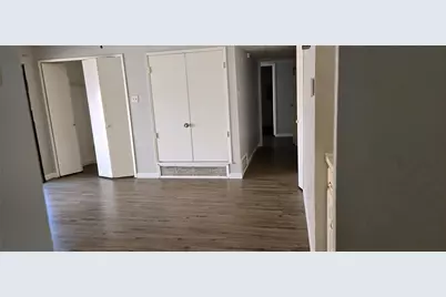 7322 Long Canyon Trail, Dallas, TX 75249 - Photo 5