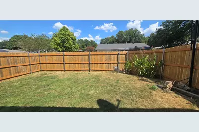 7322 Long Canyon Trail, Dallas, TX 75249 - Photo 7