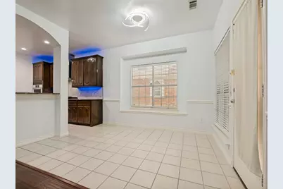2811 Gillespie Lane, Grand Prairie, TX 75052 - Photo 9