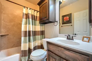 11317 Dujon Ln, Dallas, TX 75218 - Photo 29